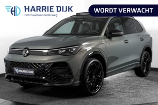 Volkswagen Tiguan 1.5 eHybrid R-Line Edition 272 PK | Black Style | 15 inch Navi | Elek. Trekhaak | IQ Light | S/K-Panodak | Dig. Cockpit | Adapt. Cruise | Stoel-+Stuurverw. | 360 Camera | NAV + App. Connect | ECC | Elek. Klep | LM 20" | 4296
