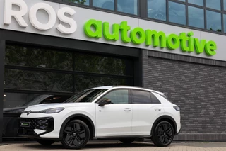 Volkswagen T-Roc 1.5 eTsi R-Line First Edition | NIEUW MODEL | BTW | CAMERA | ACC | STUURVERWARMING |