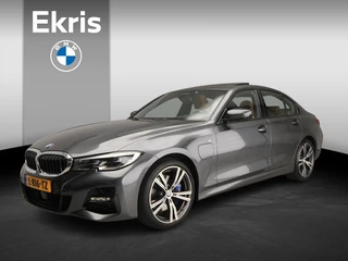 BMW 3 Serie Sedan 330e | M-Sportpakket | Laserlicht | Leder | HUD | Active cruise controle | Schuifdak | Elektr. zetels | DAB | Hifi speakers | Alu 19 inch