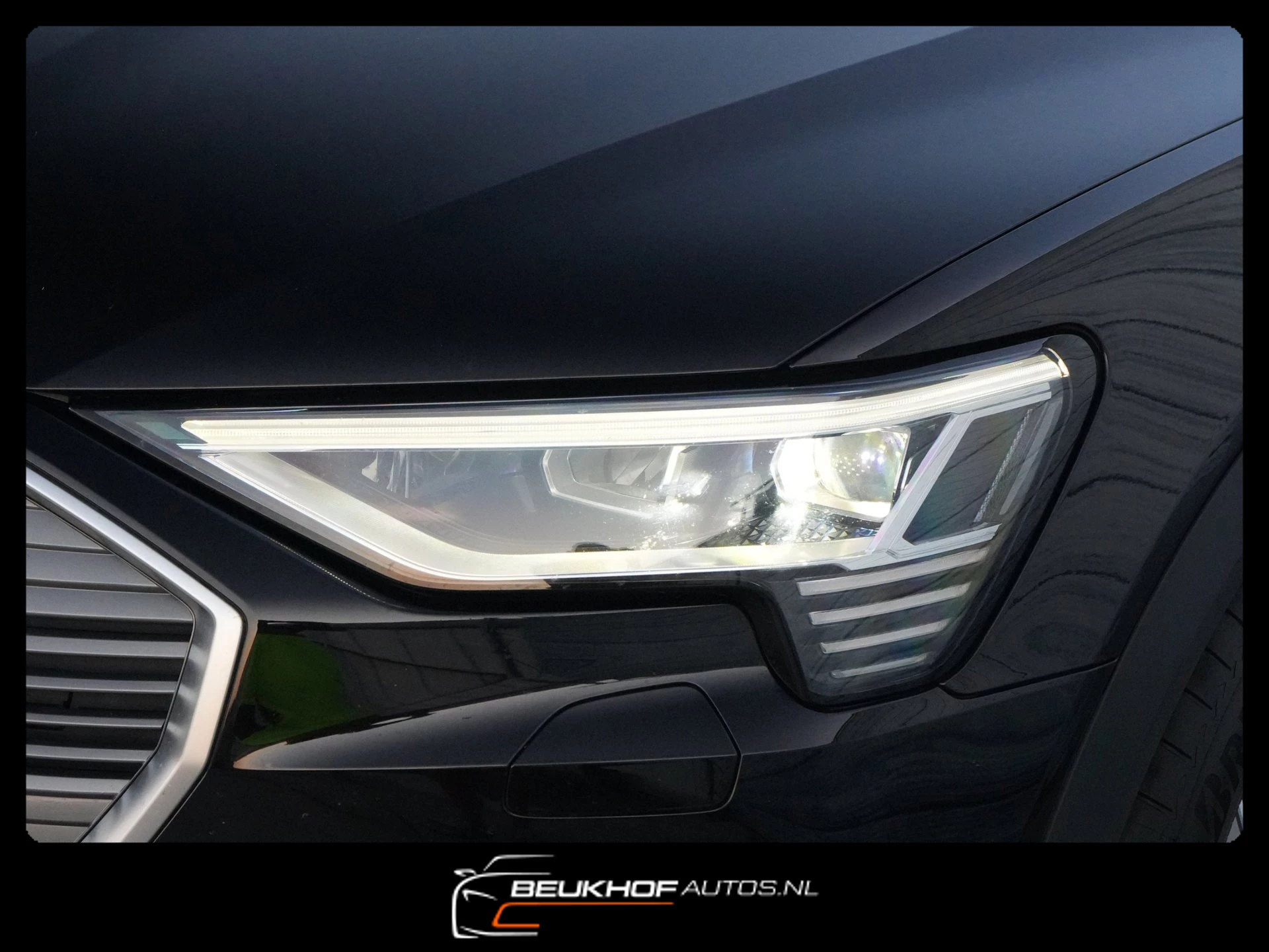 Hoofdafbeelding Audi e-tron