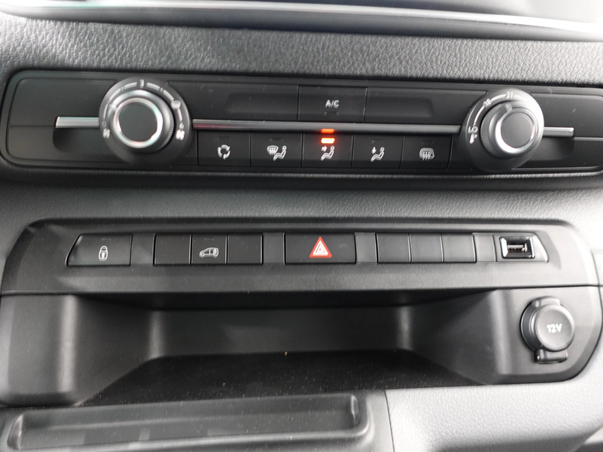 Hoofdafbeelding Opel Vivaro-e