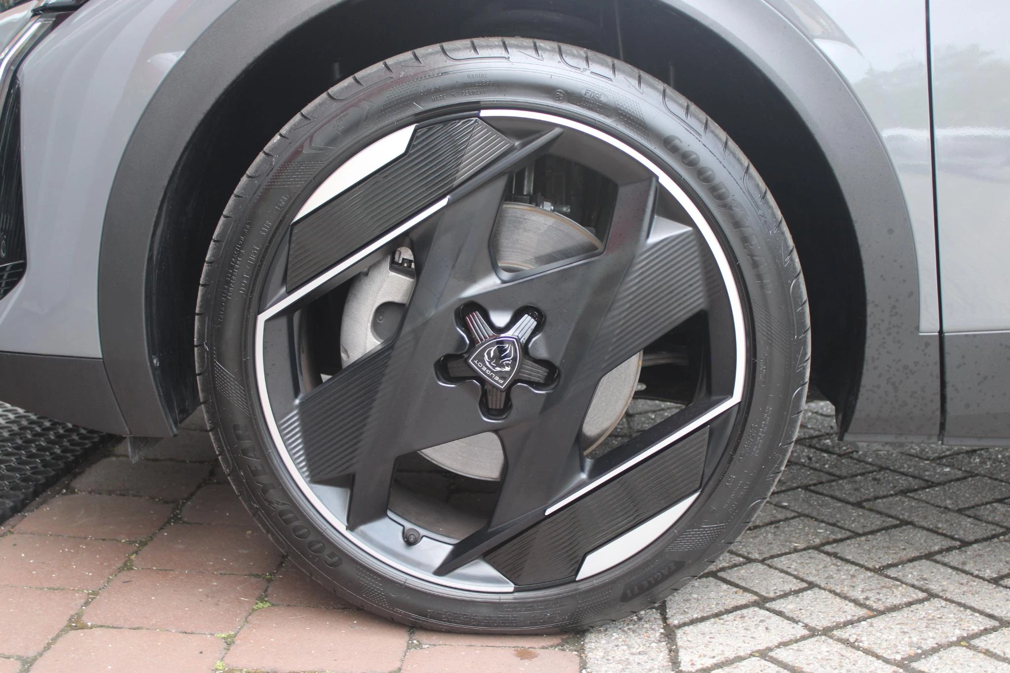 Hoofdafbeelding Peugeot 408