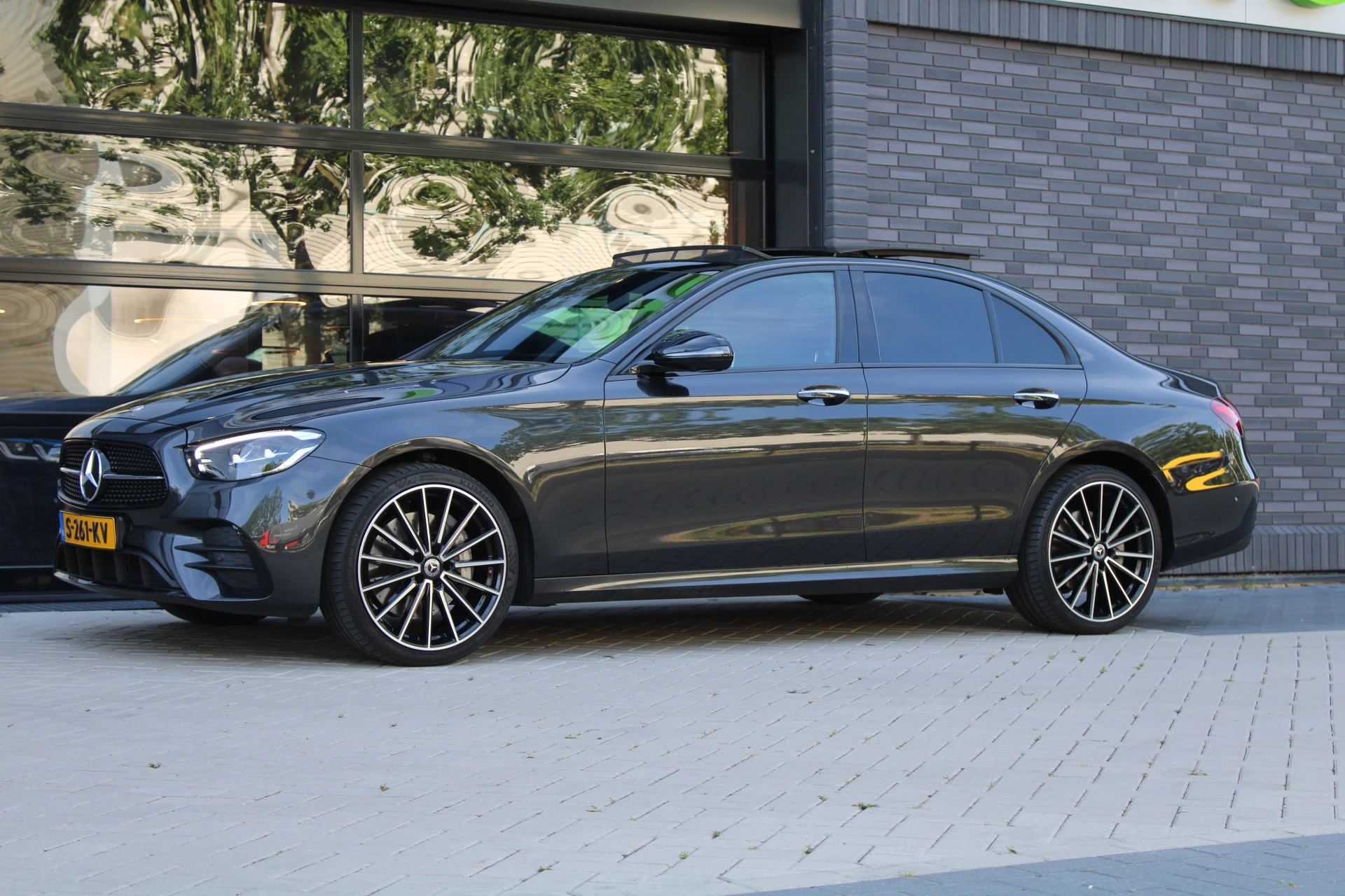 Hoofdafbeelding Mercedes-Benz E-Klasse