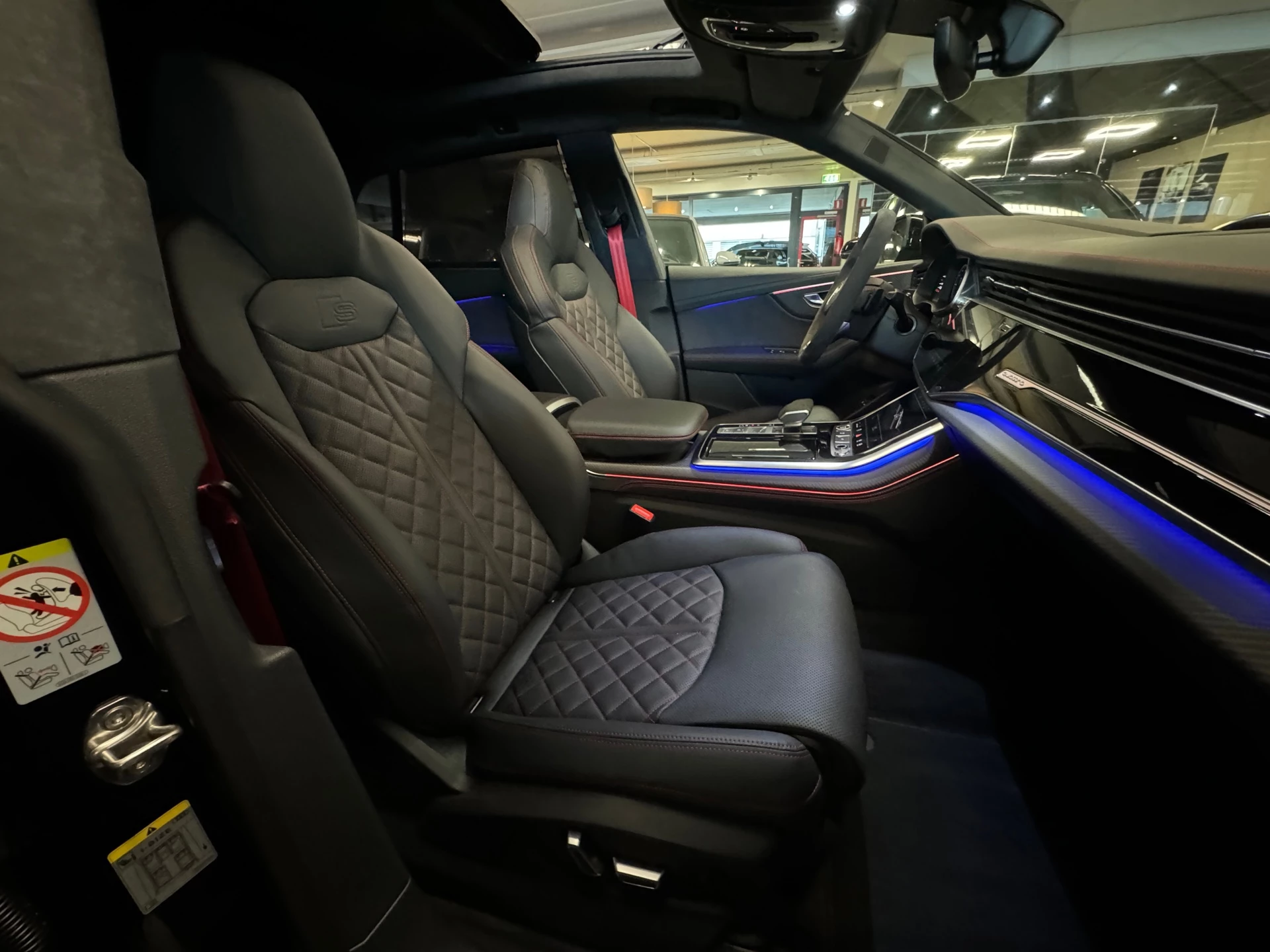 Hoofdafbeelding Audi Q8