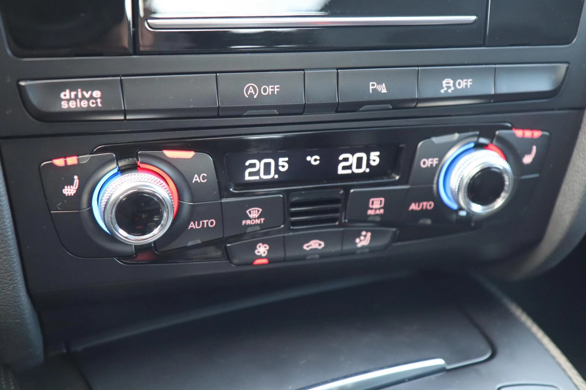 Hoofdafbeelding Audi S5