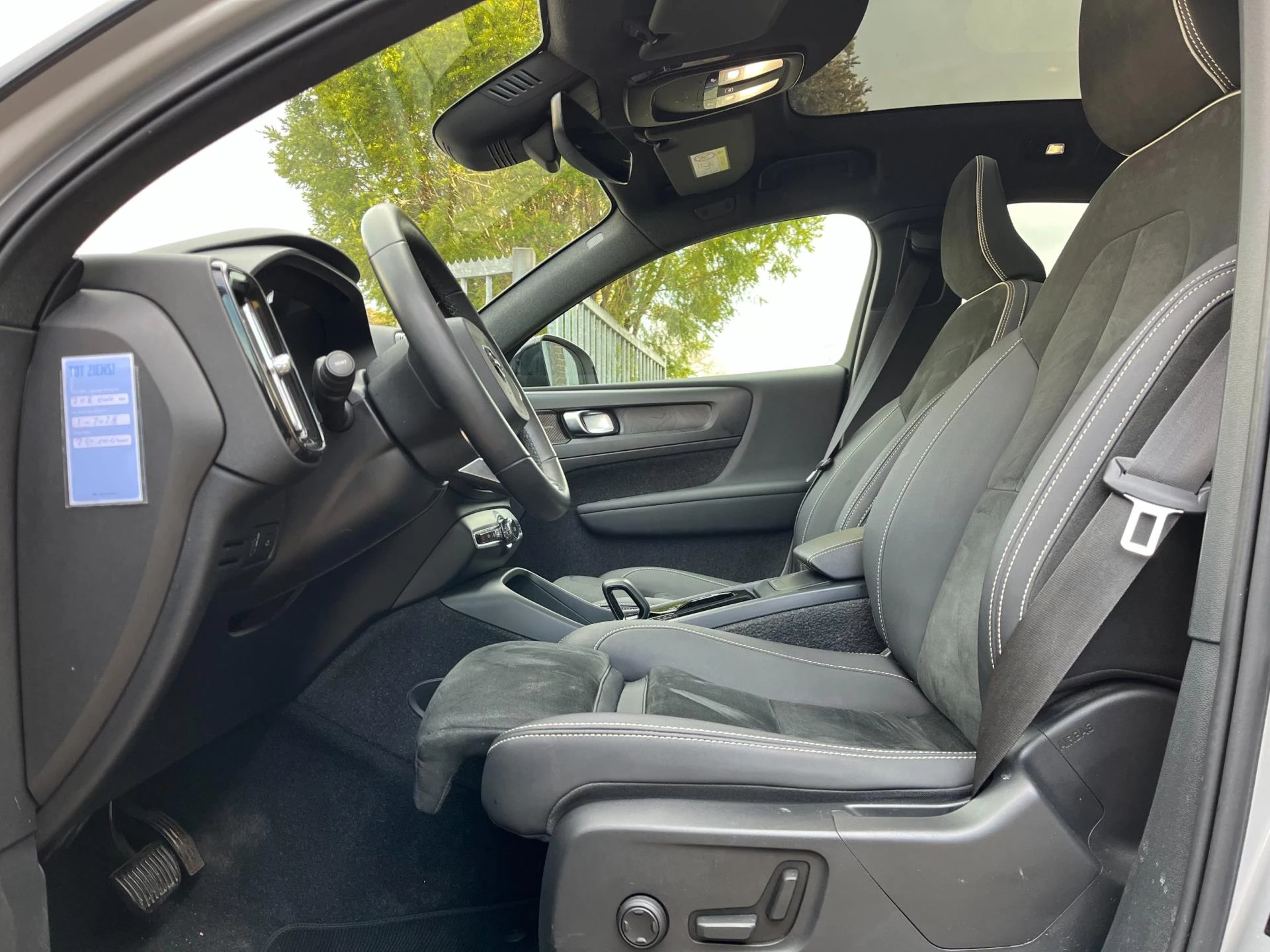 Hoofdafbeelding Volvo C40