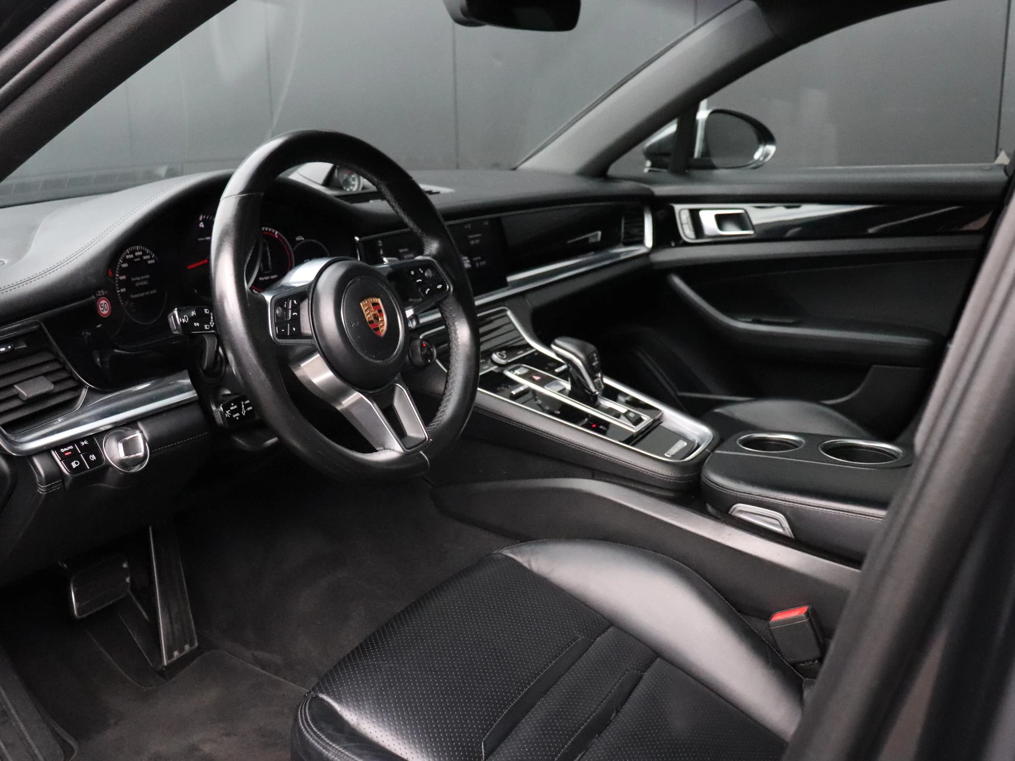 Hoofdafbeelding Porsche Panamera