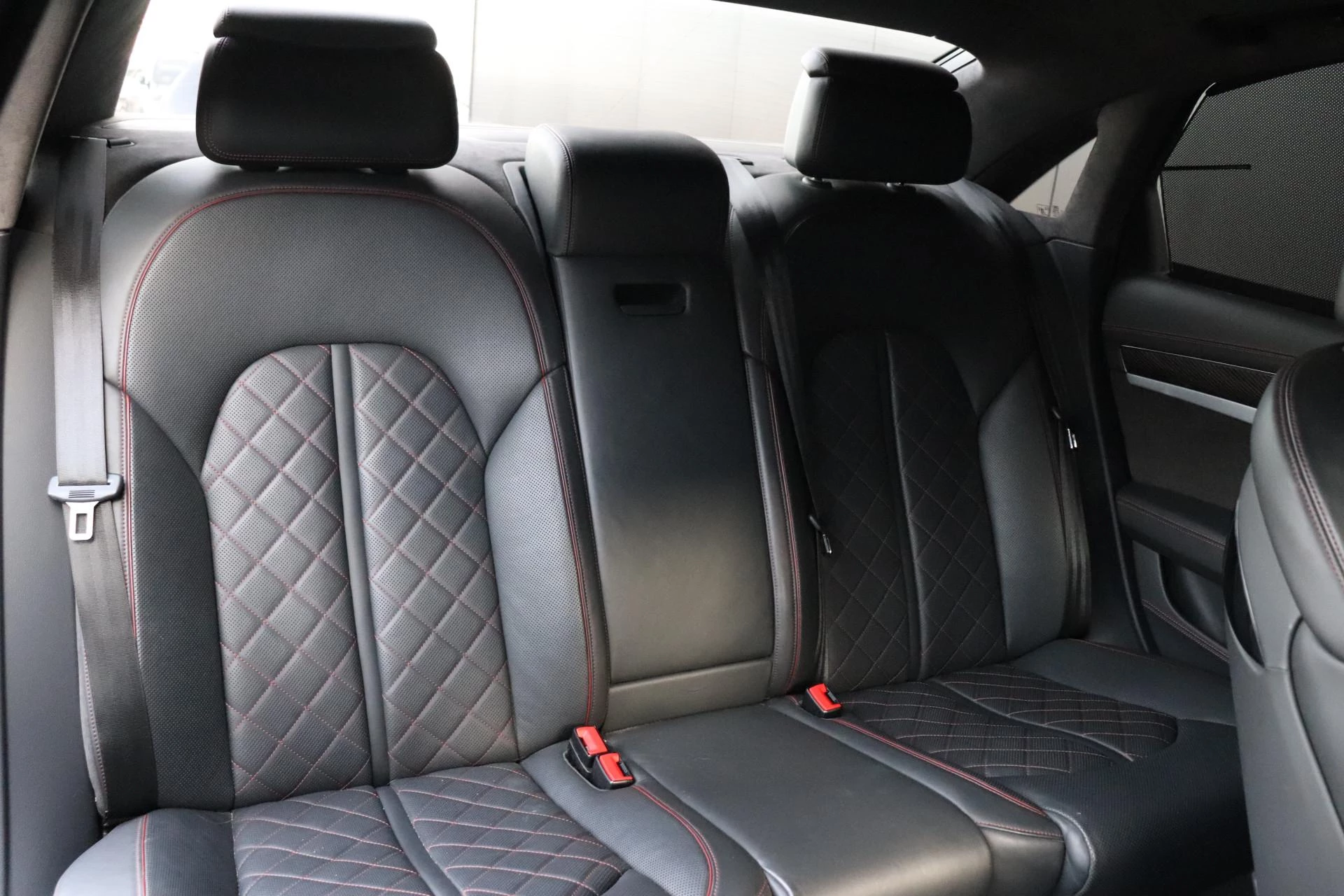 Hoofdafbeelding Audi A8