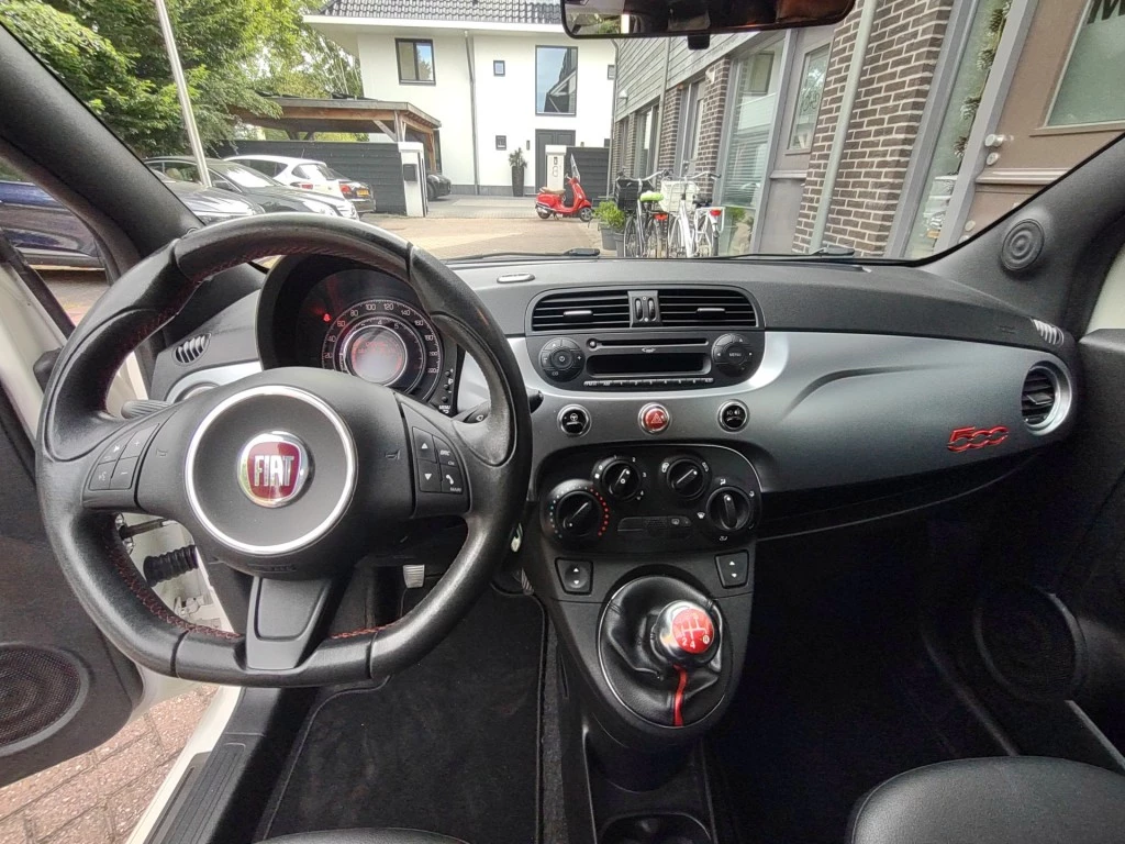 Hoofdafbeelding Fiat 500