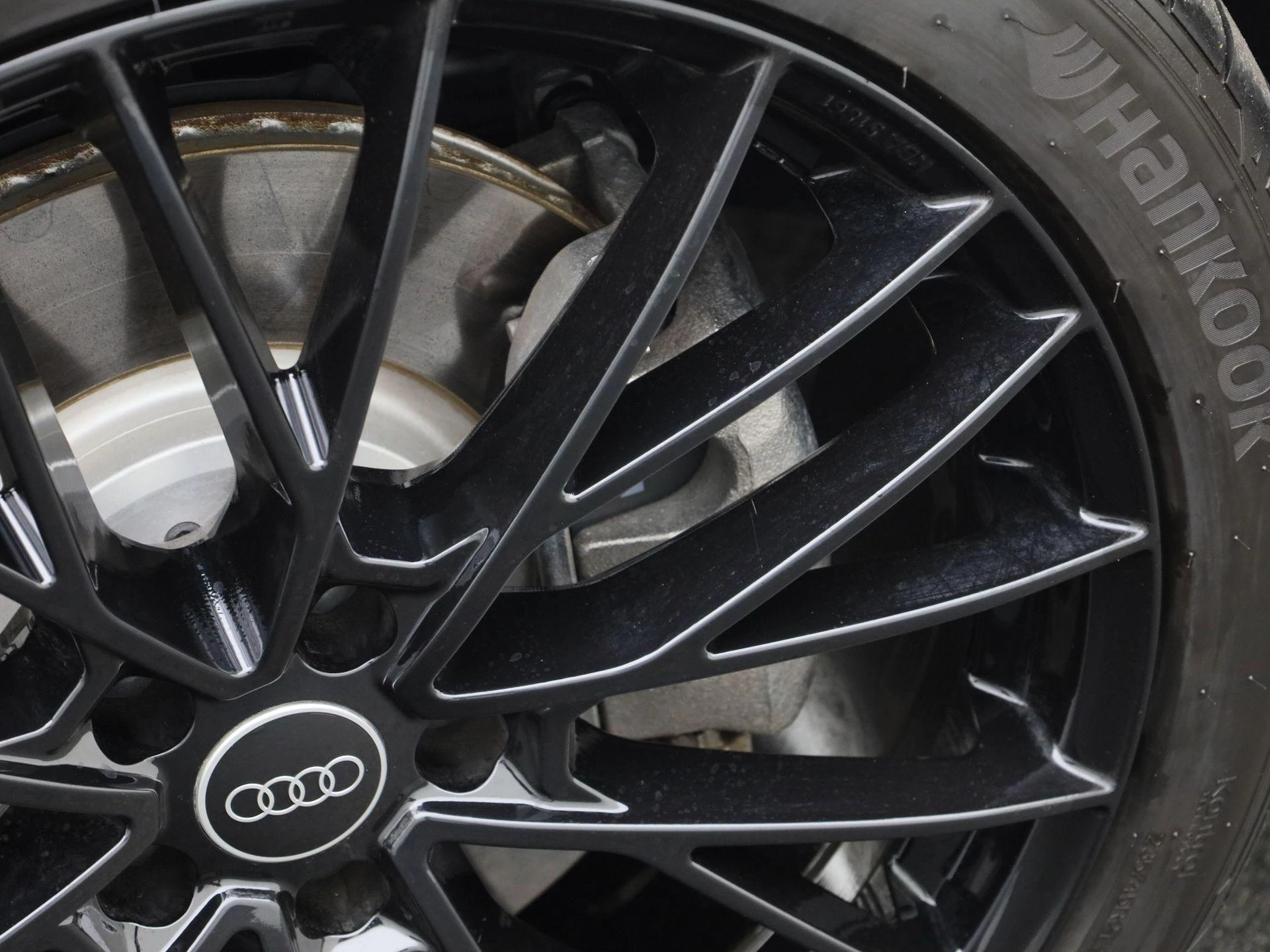 Hoofdafbeelding Audi Q4 e-tron