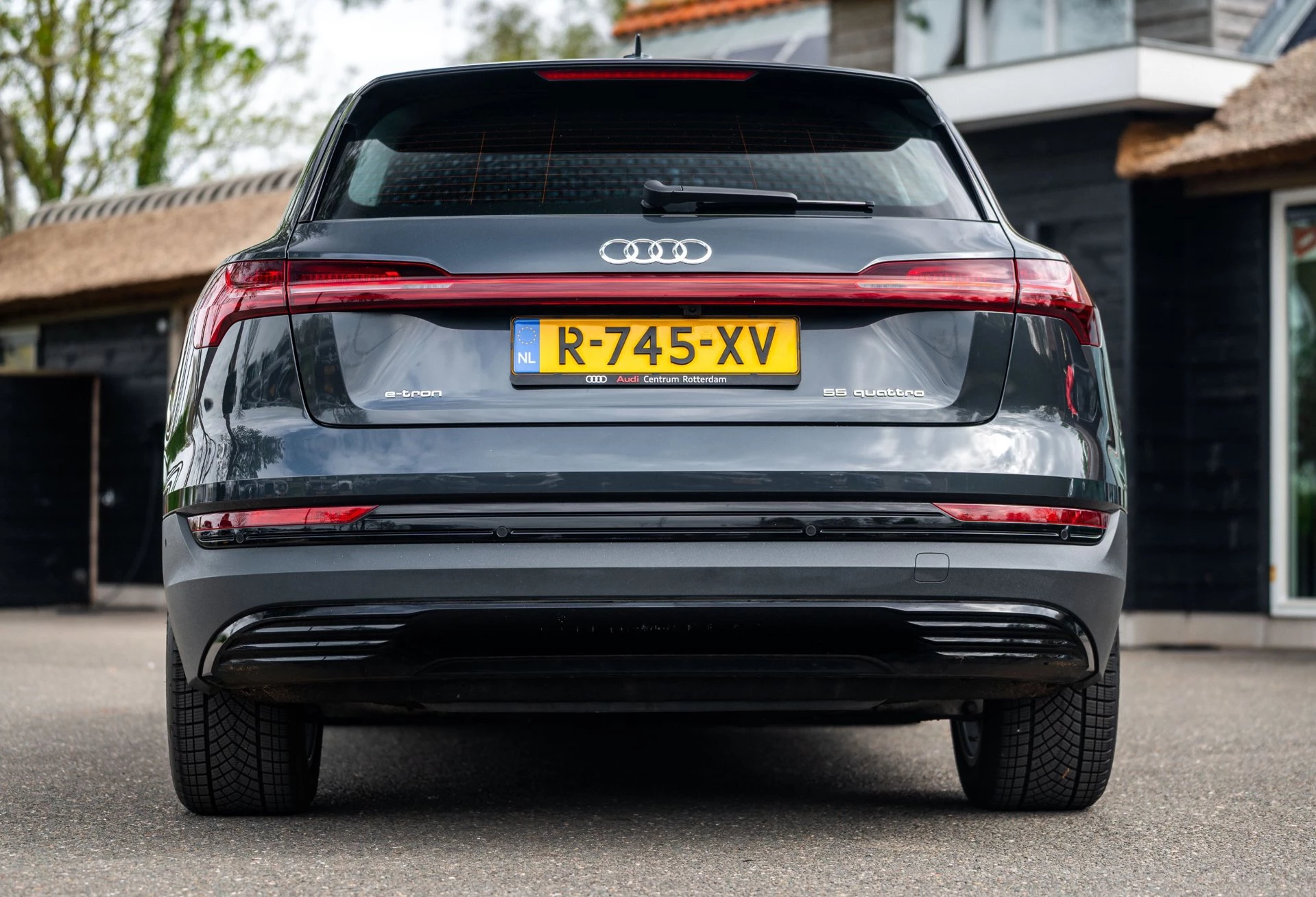 Hoofdafbeelding Audi e-tron