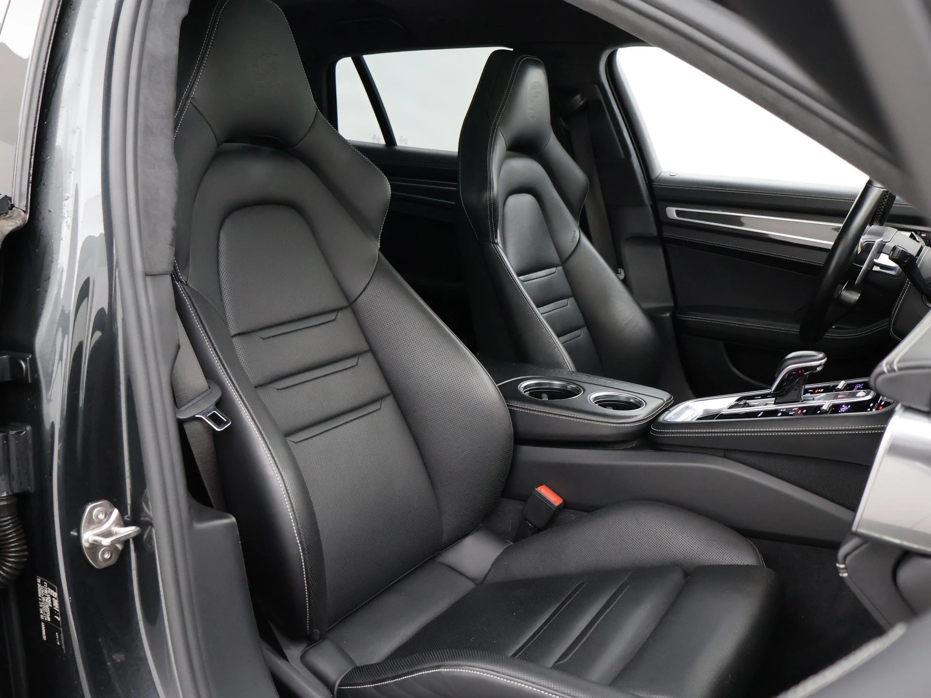 Hoofdafbeelding Porsche Panamera