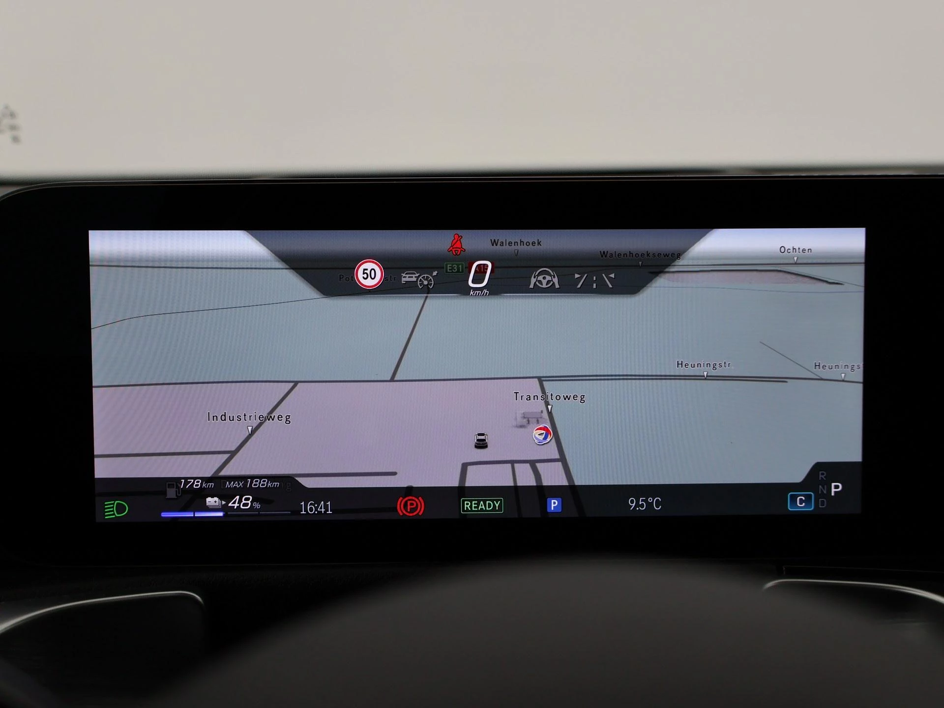 Hoofdafbeelding Mercedes-Benz EQB