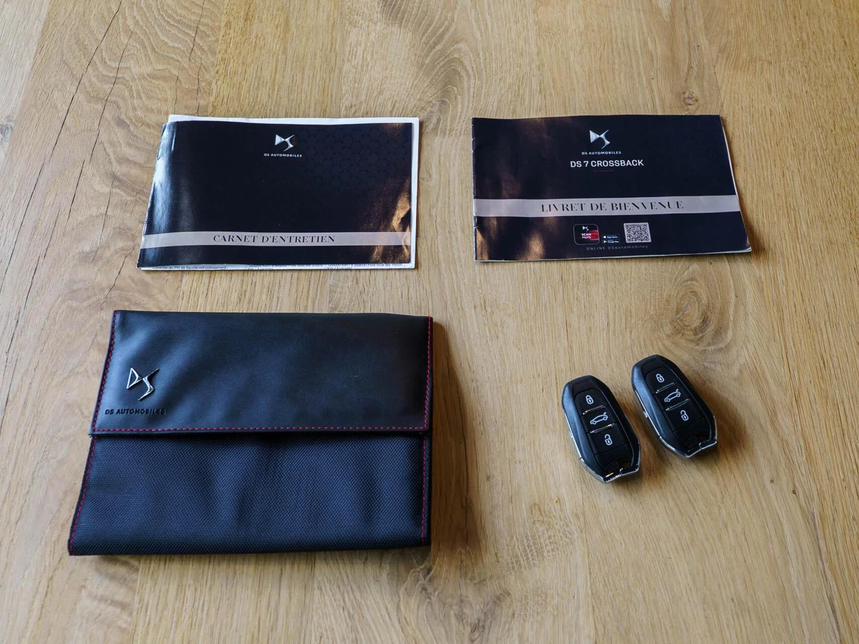 Hoofdafbeelding DS DS 7