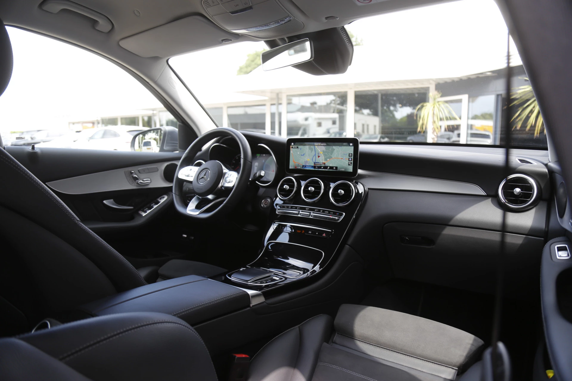 Hoofdafbeelding Mercedes-Benz GLC