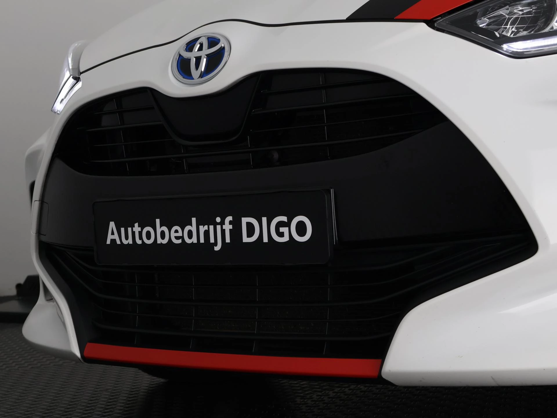 Hoofdafbeelding Toyota Yaris