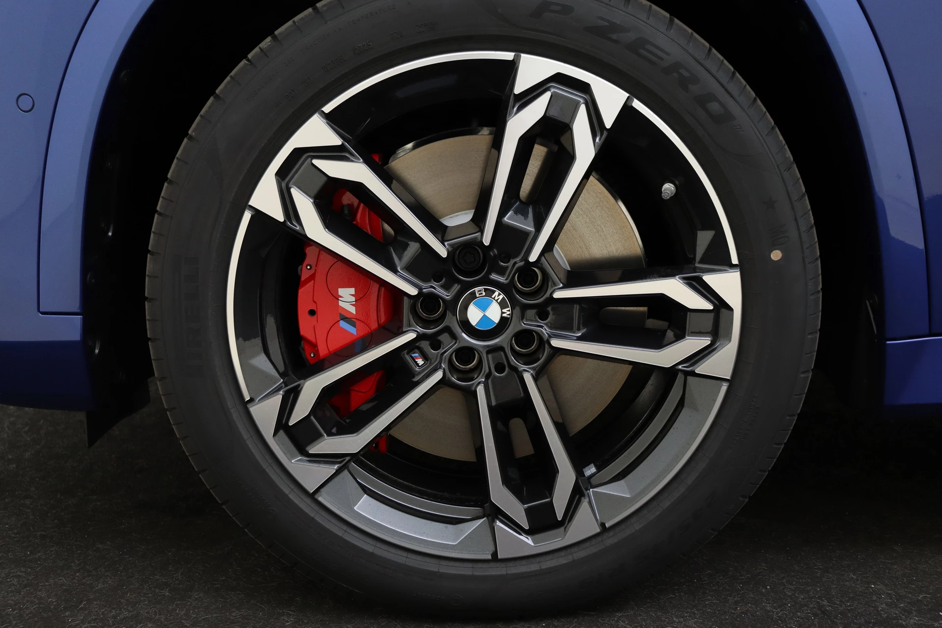 Hoofdafbeelding BMW iX1