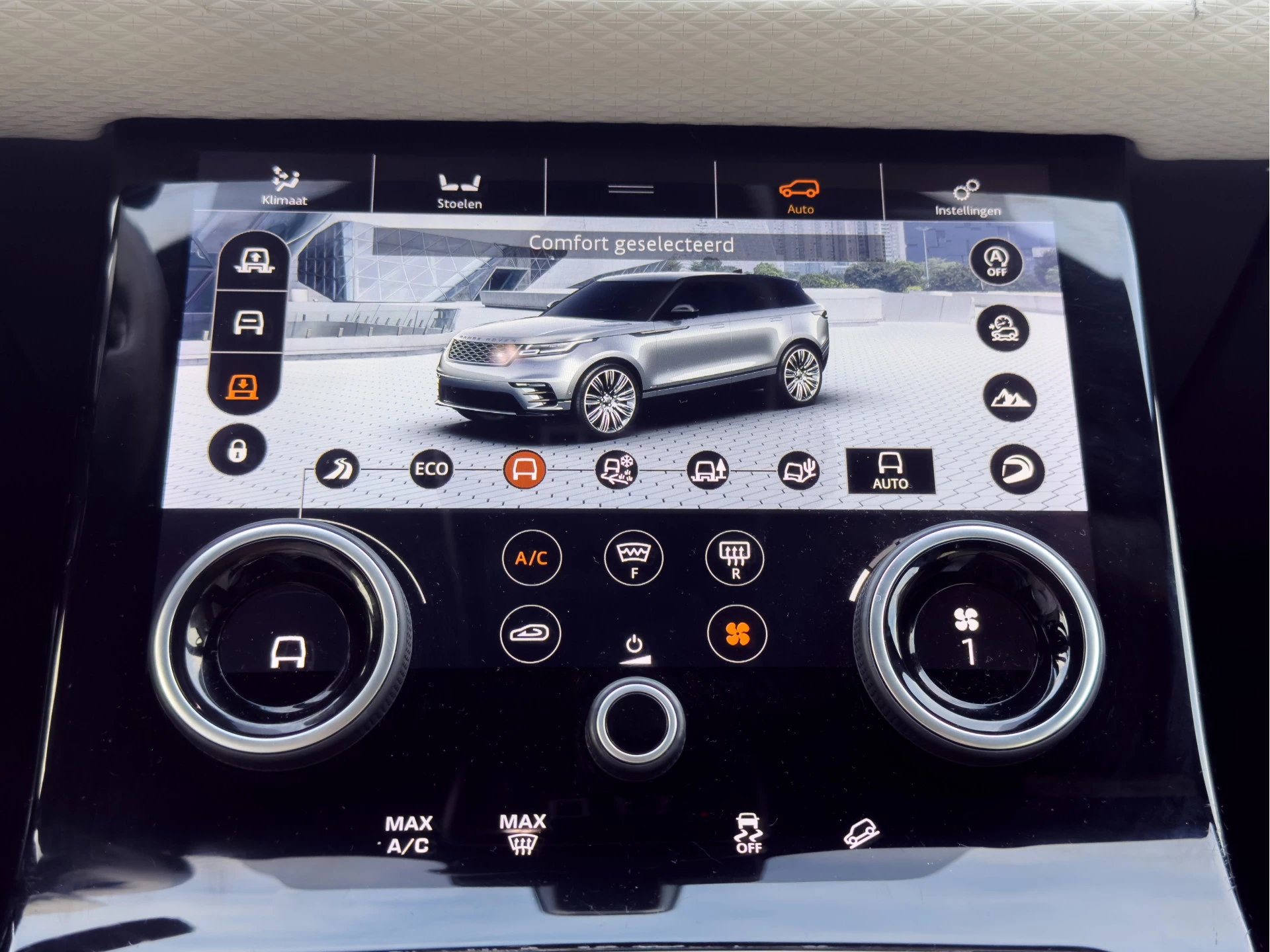 Hoofdafbeelding Land Rover Range Rover Velar
