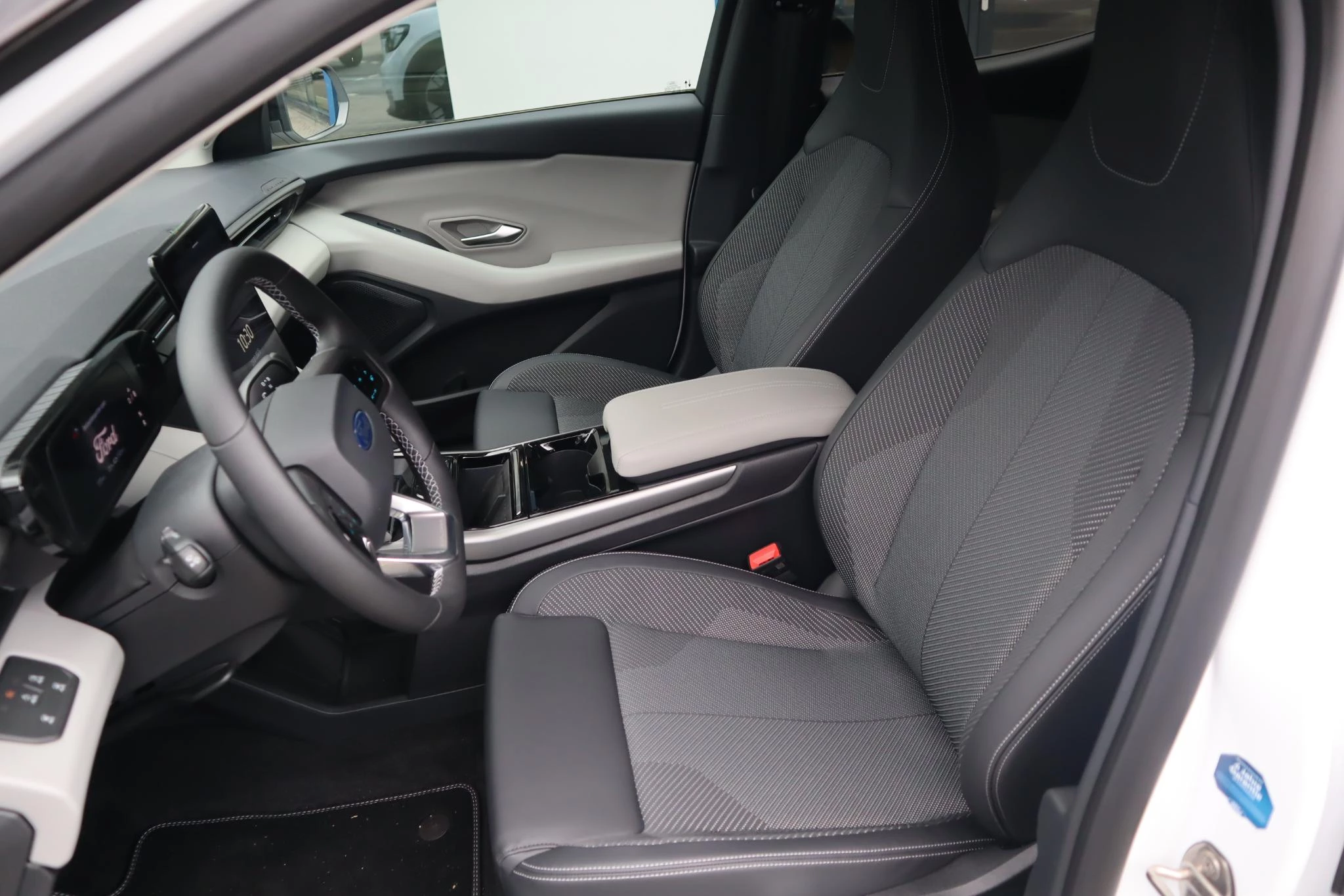 Hoofdafbeelding Ford Explorer