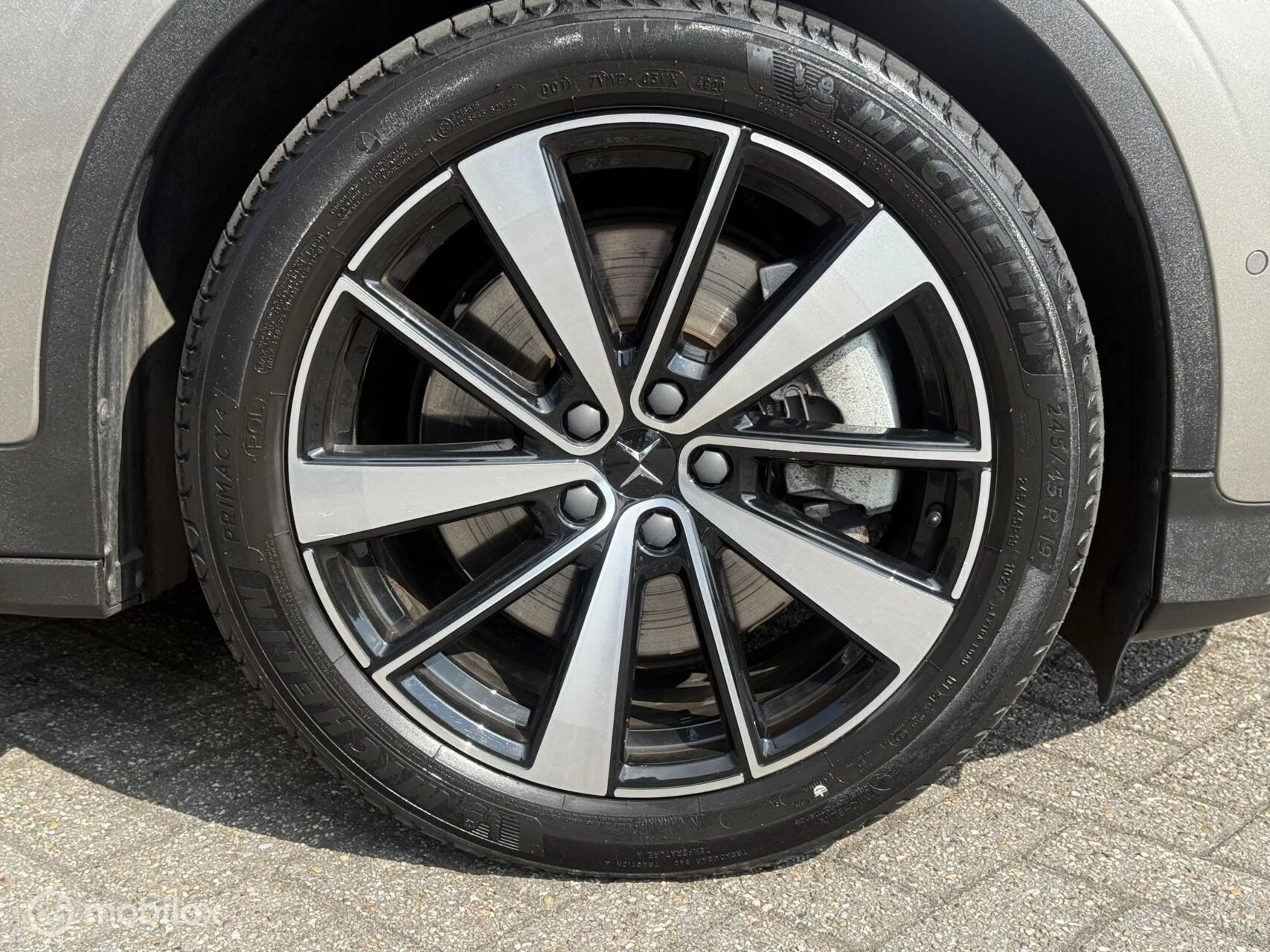 Hoofdafbeelding Polestar 2