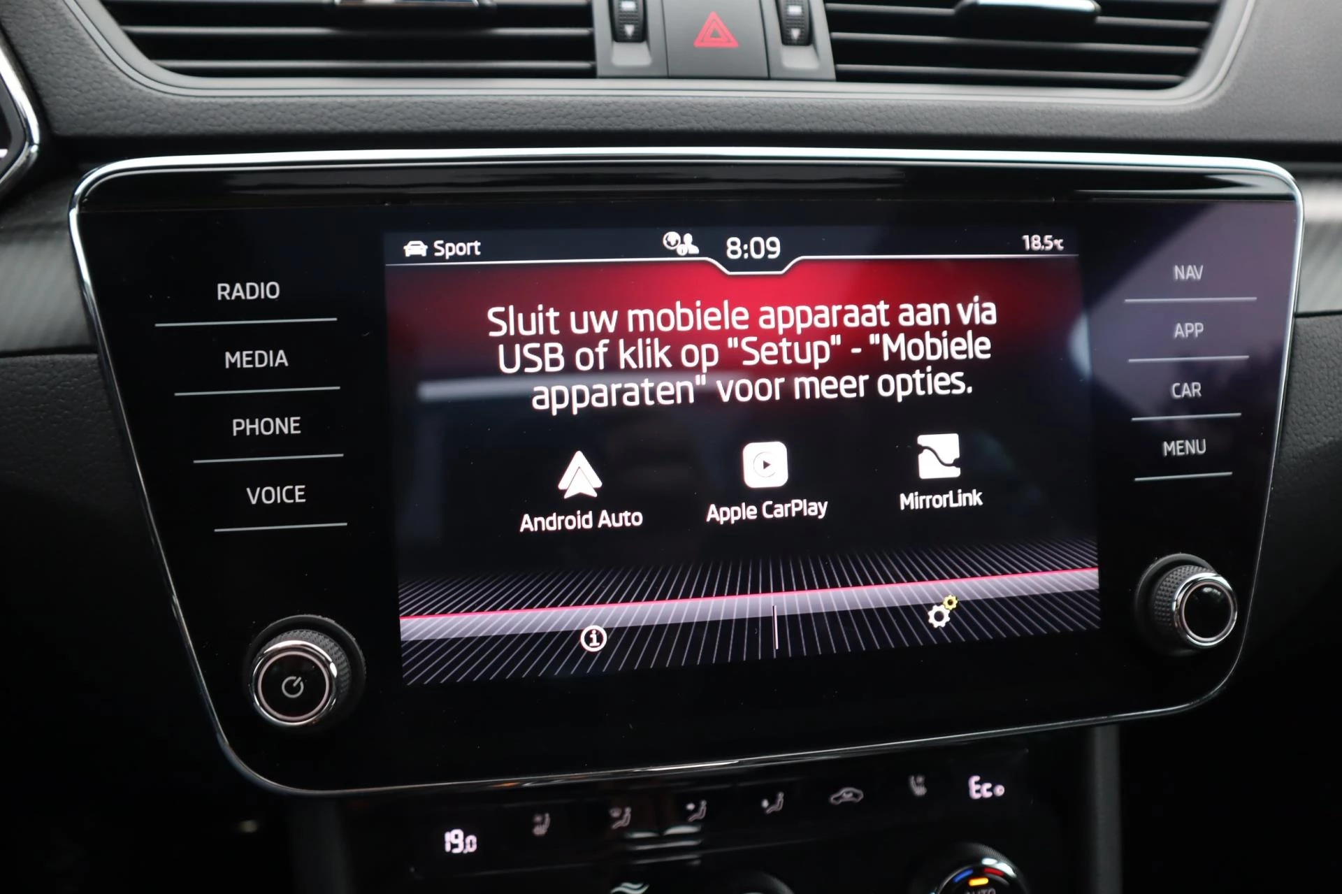 Hoofdafbeelding Škoda Superb