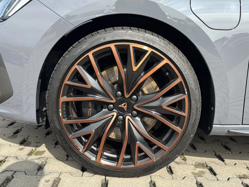 Hoofdafbeelding CUPRA Leon Sportstourer