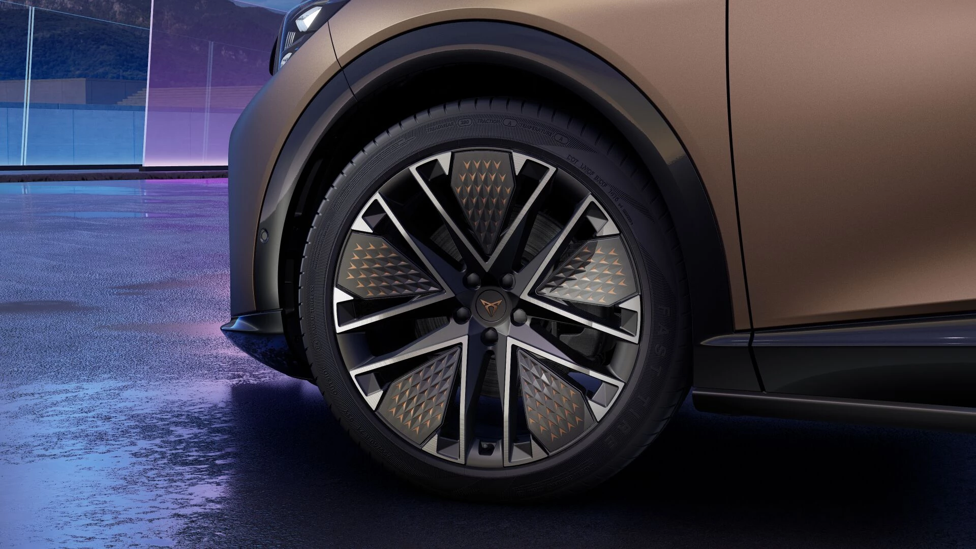 Hoofdafbeelding CUPRA Tavascan