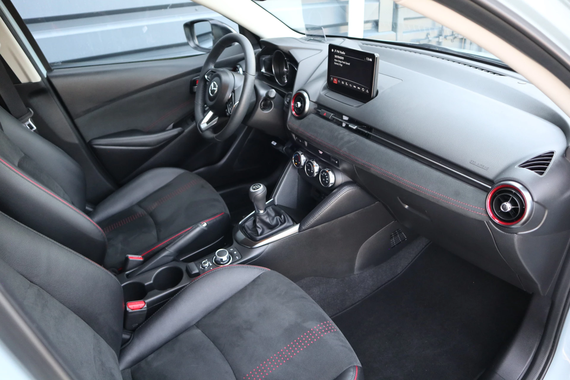 Hoofdafbeelding Mazda 2