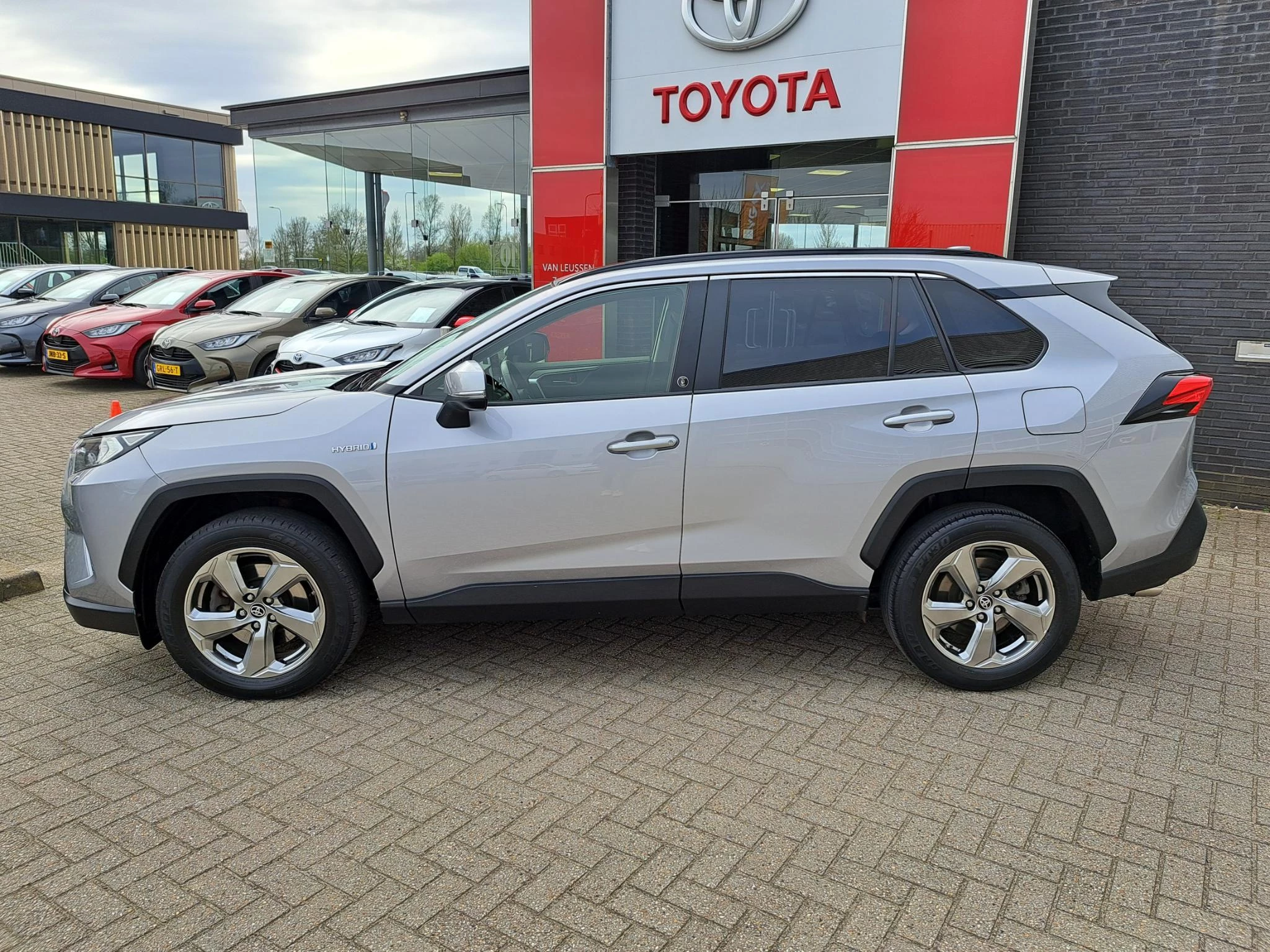 Hoofdafbeelding Toyota RAV4