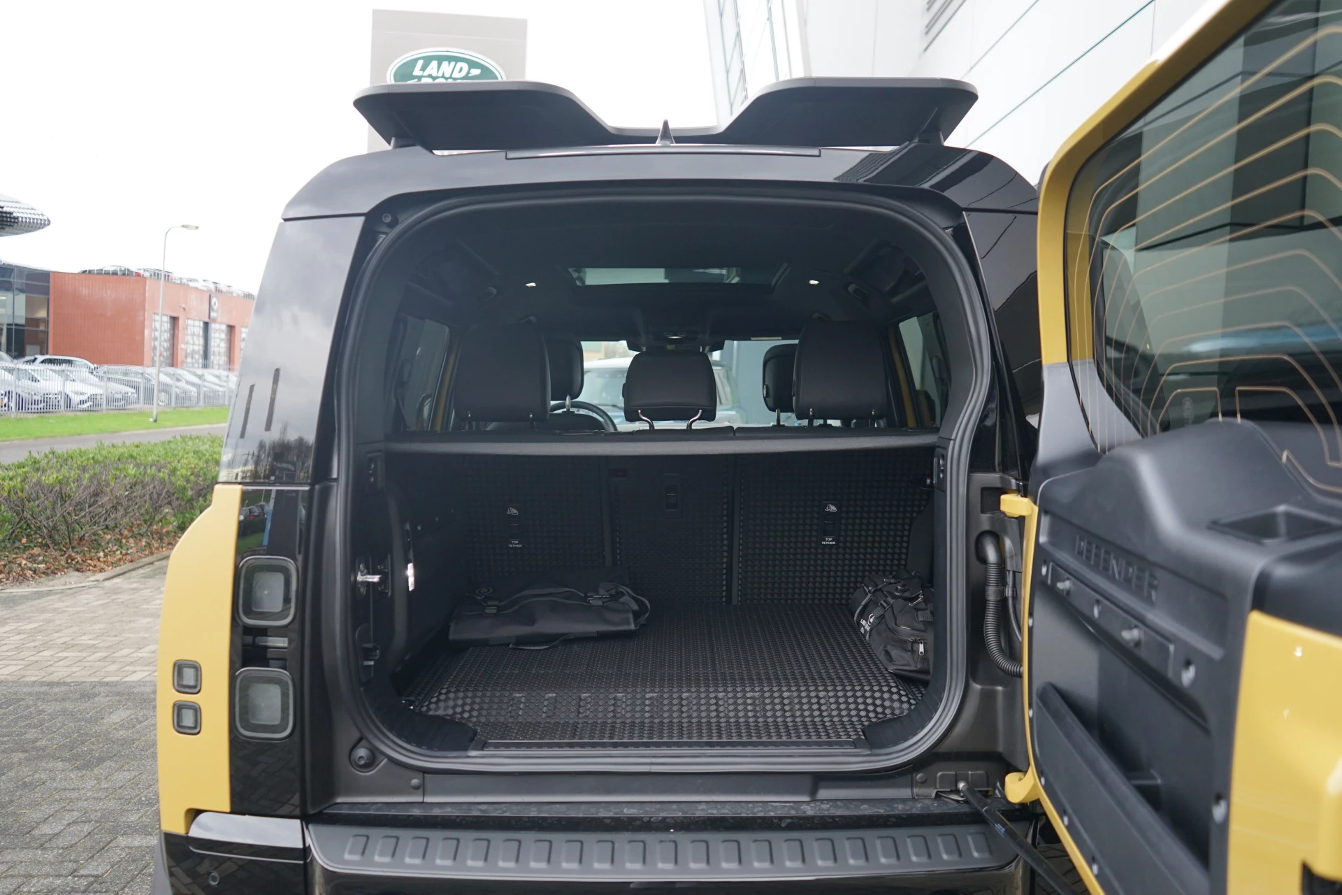 Hoofdafbeelding Land Rover Defender