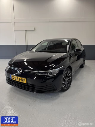 Volkswagen Golf 1.0 eTSI Life Business