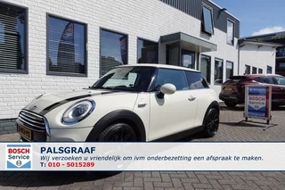 MINI Cooper 1.5 COOPER CHILI Pano Xenon Navi Black Wheel