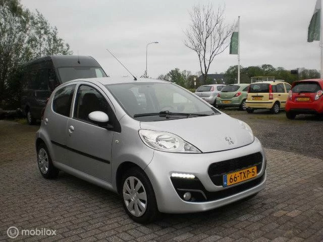 Hoofdafbeelding Peugeot 107