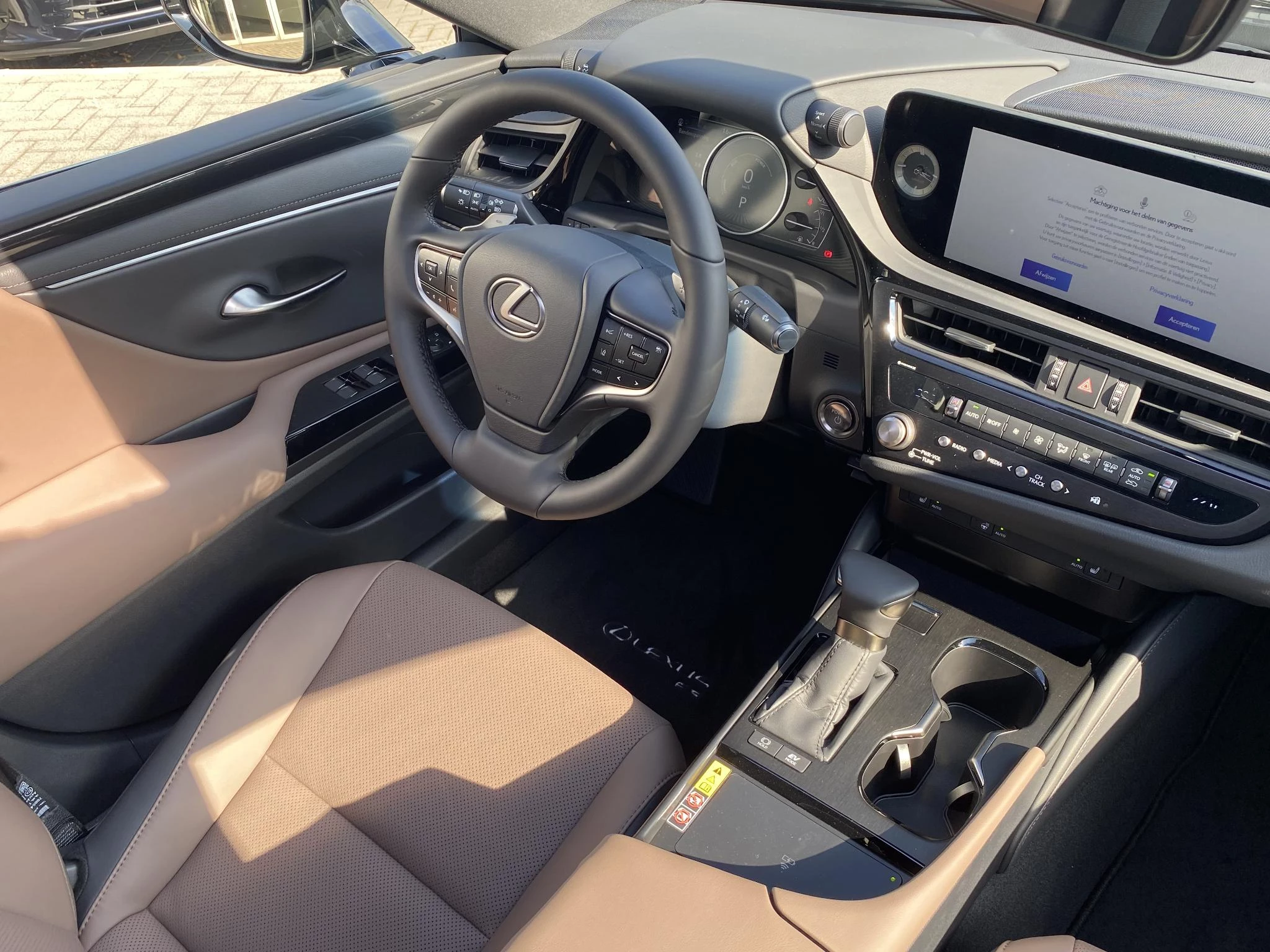 Hoofdafbeelding Lexus ES