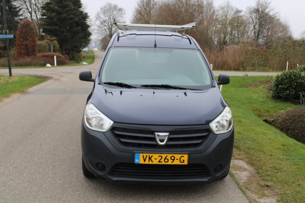 Hoofdafbeelding Dacia Dokker