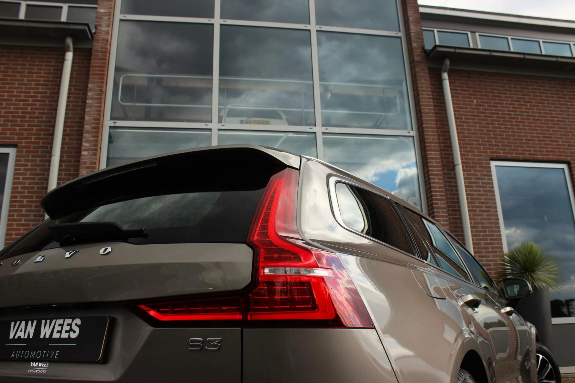 Hoofdafbeelding Volvo V60