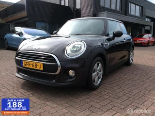 Hoofdafbeelding MINI Cooper Mini Mini 1.5 Cooper Chili Serious Business stoelverw Navi Lm Vlg