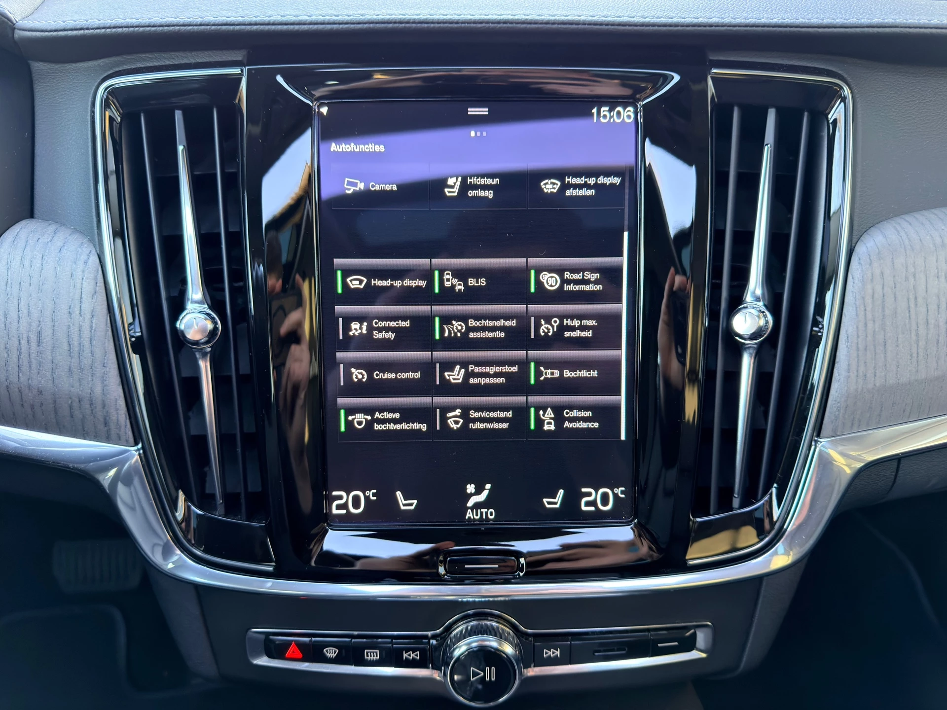 Hoofdafbeelding Volvo V90