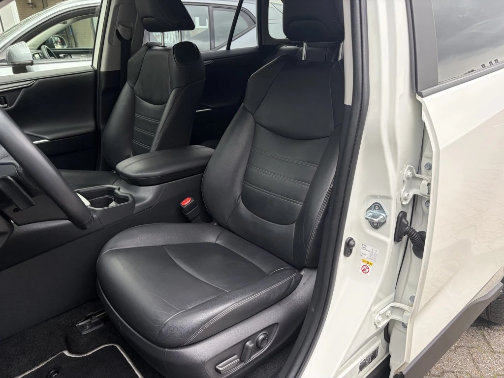 Hoofdafbeelding Toyota RAV4