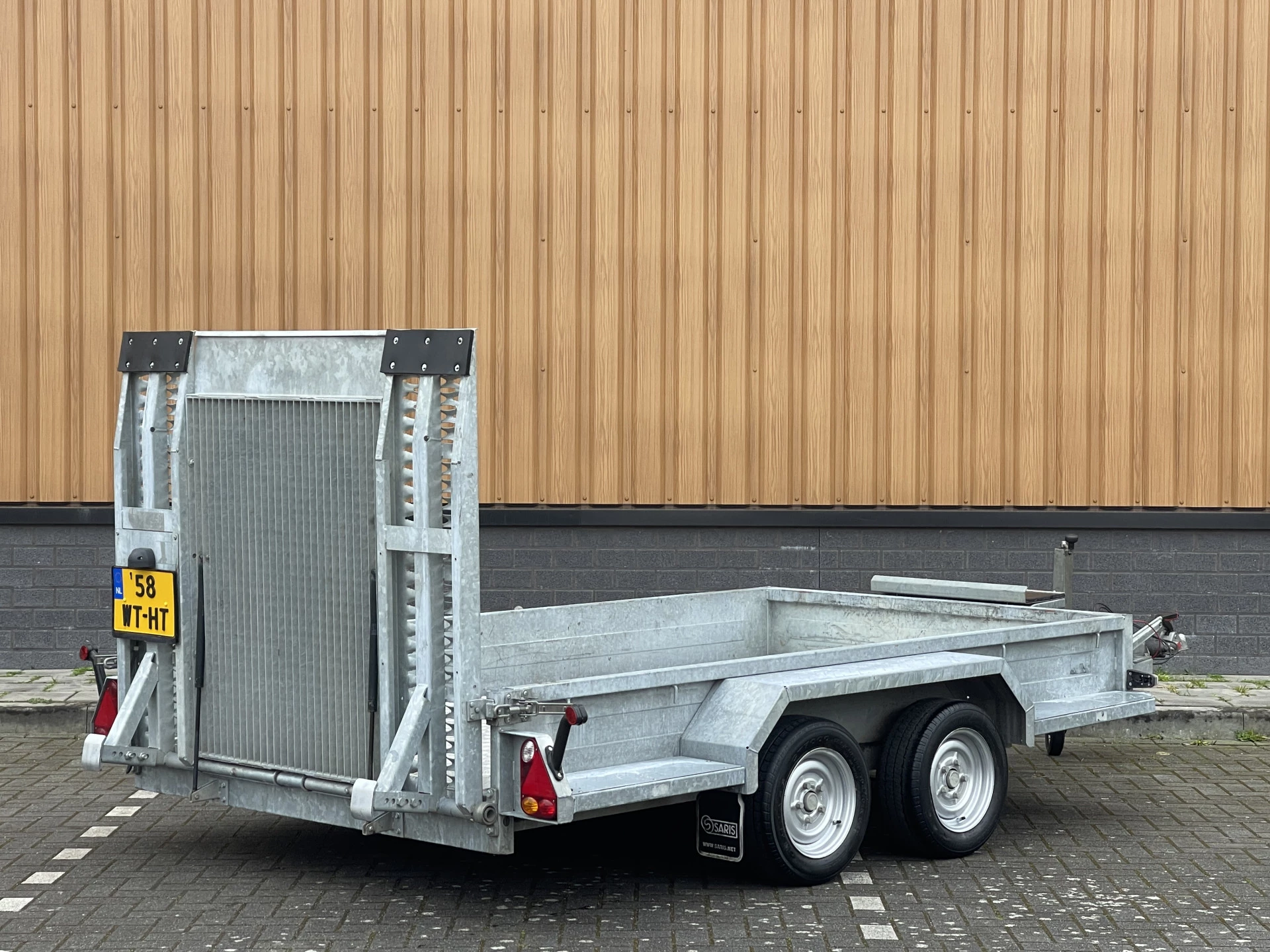 Hoofdafbeelding Saris C3000