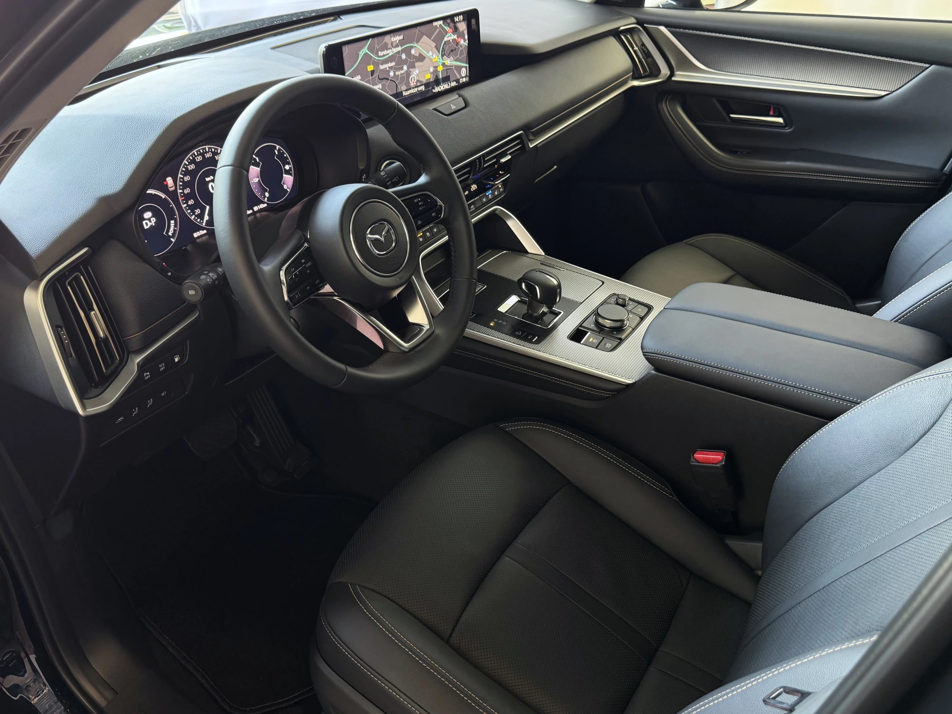 Hoofdafbeelding Mazda CX-60