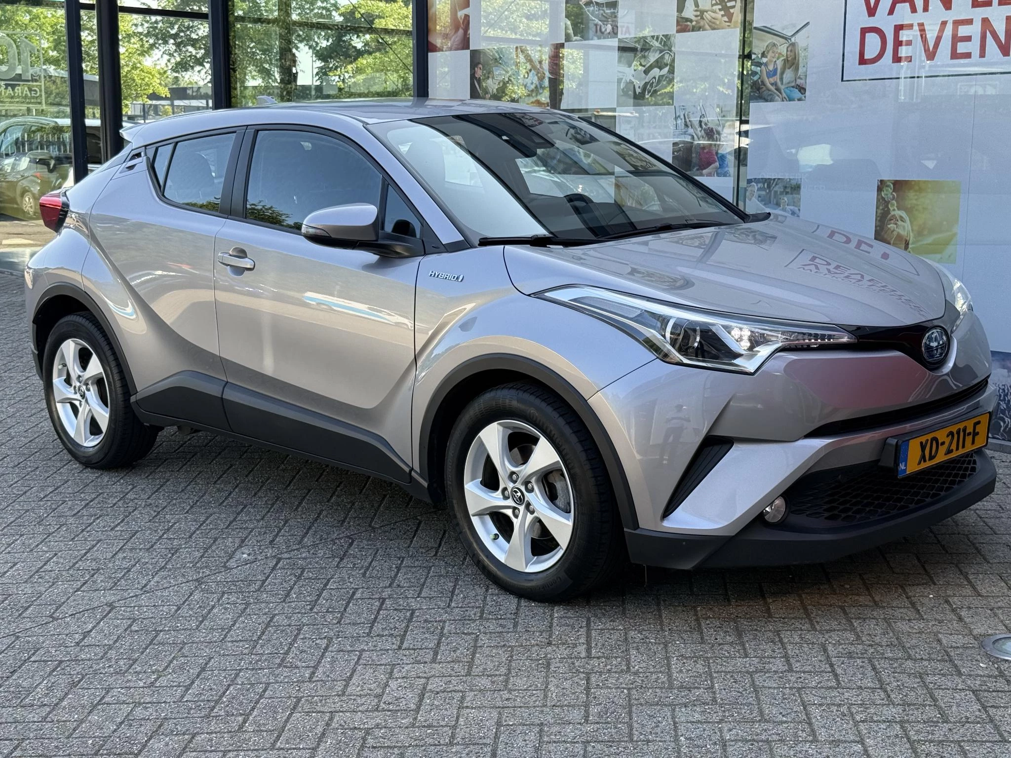 Hoofdafbeelding Toyota C-HR