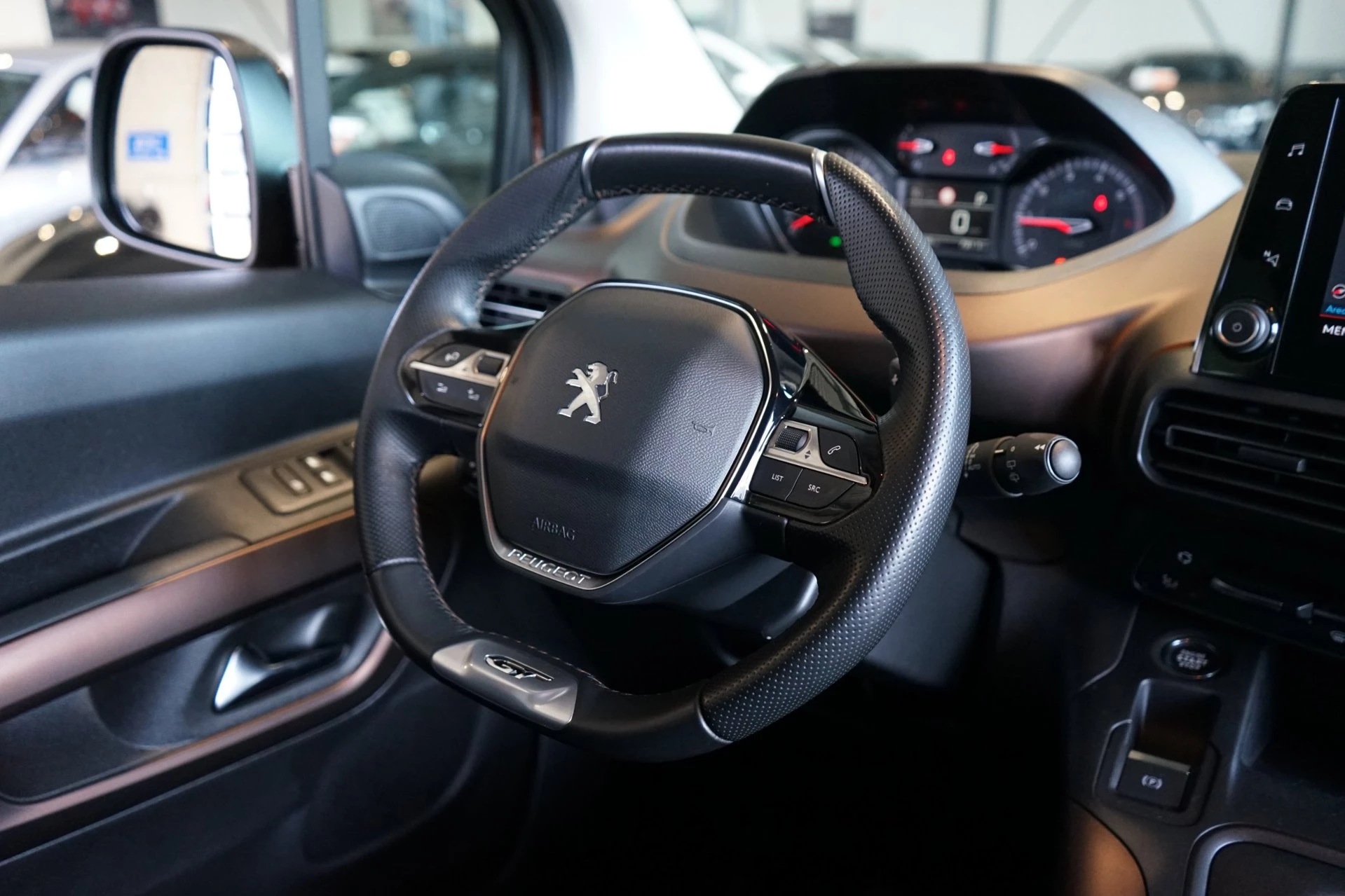 Hoofdafbeelding Peugeot Rifter