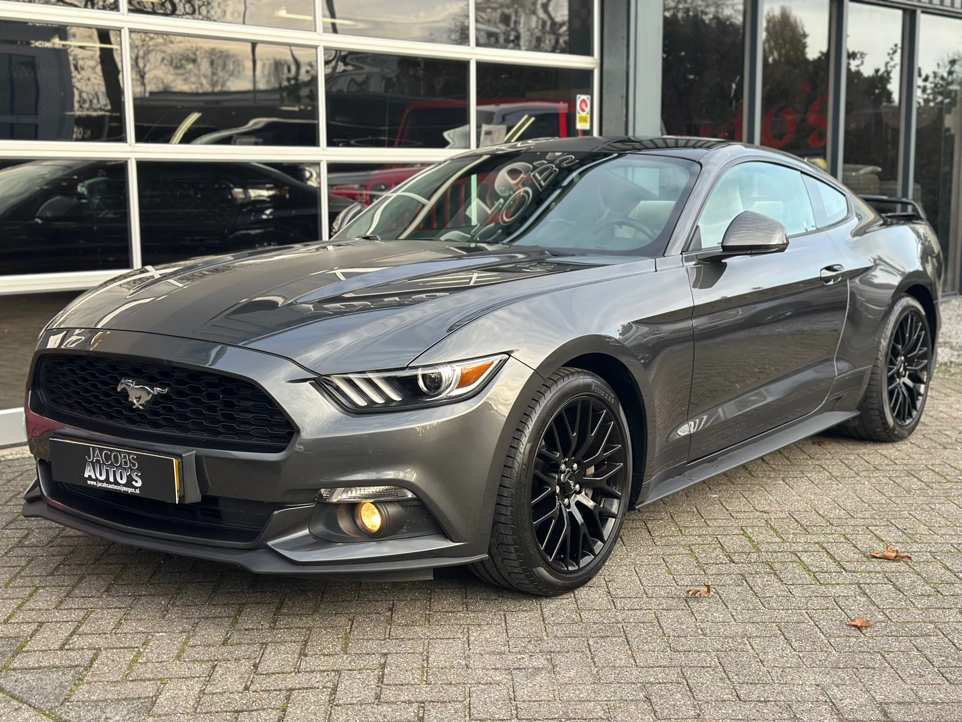 Hoofdafbeelding Ford Mustang