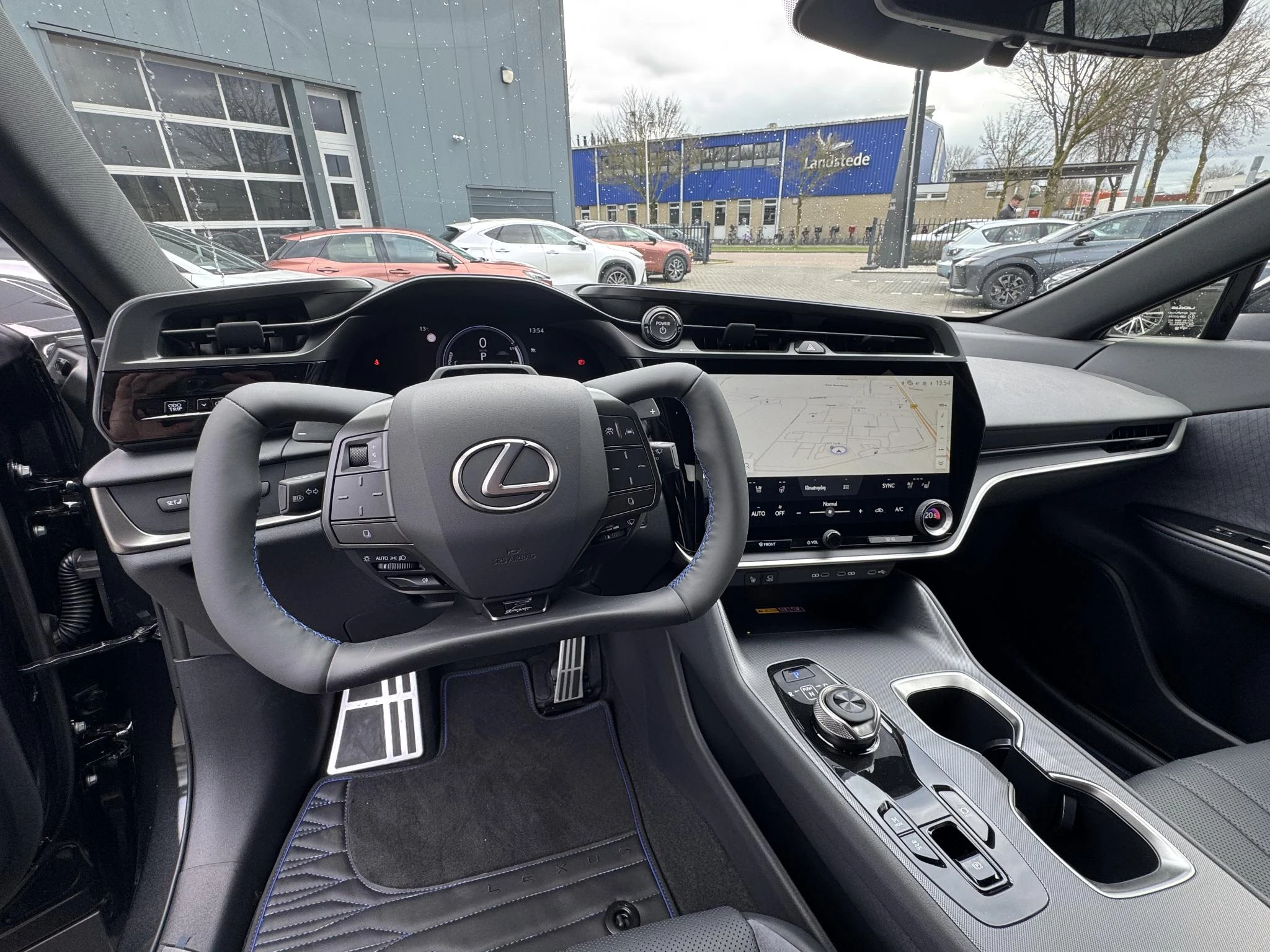 Hoofdafbeelding Lexus RZ
