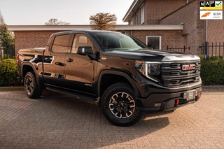 Hoofdafbeelding GMC Sierra GMC Sierra Crew Cap 1500 AT4 309 PK D Schuifdak Trekhaak Keyless 360 Camera Memory ''18