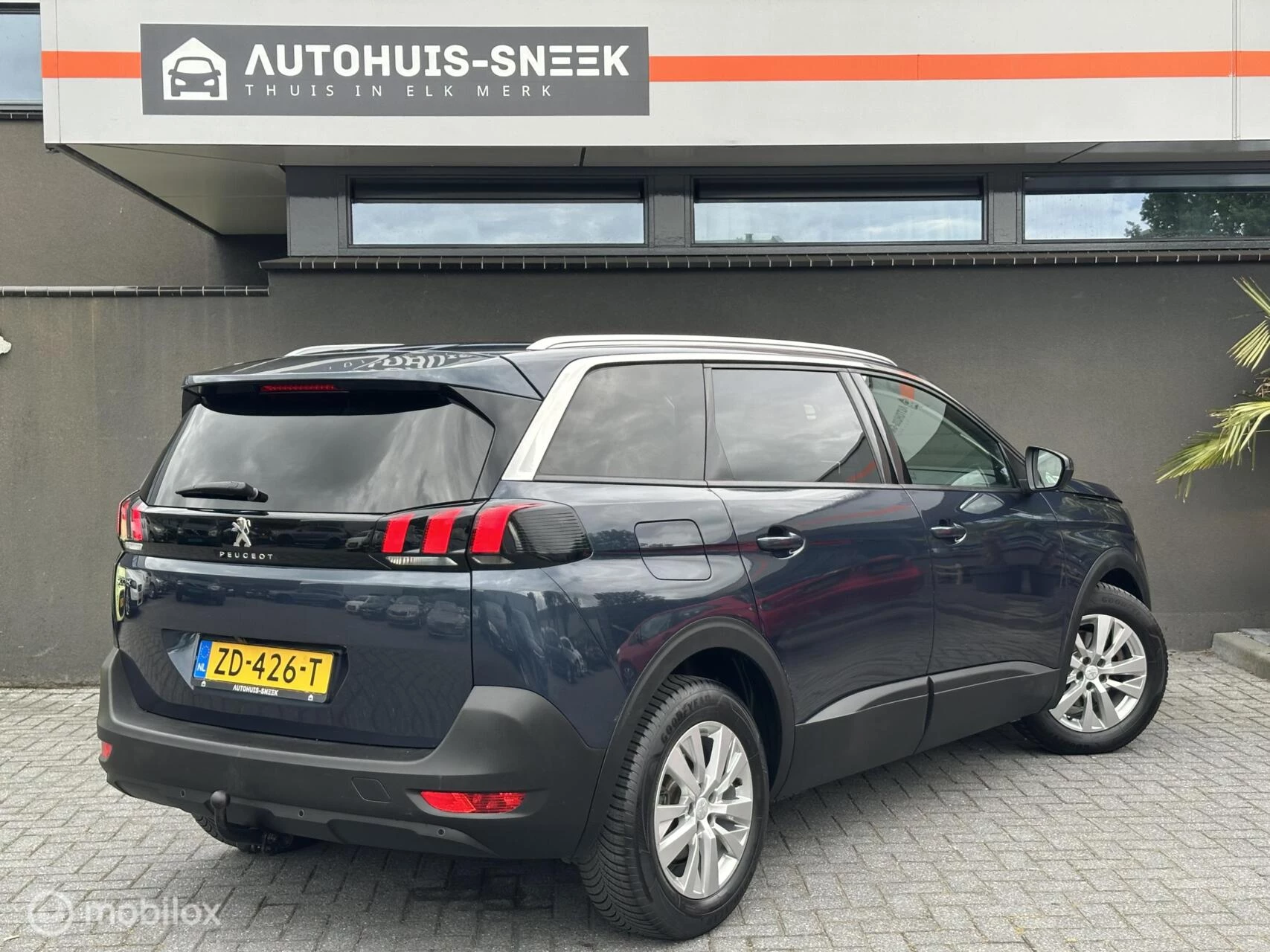 Hoofdafbeelding Peugeot 5008