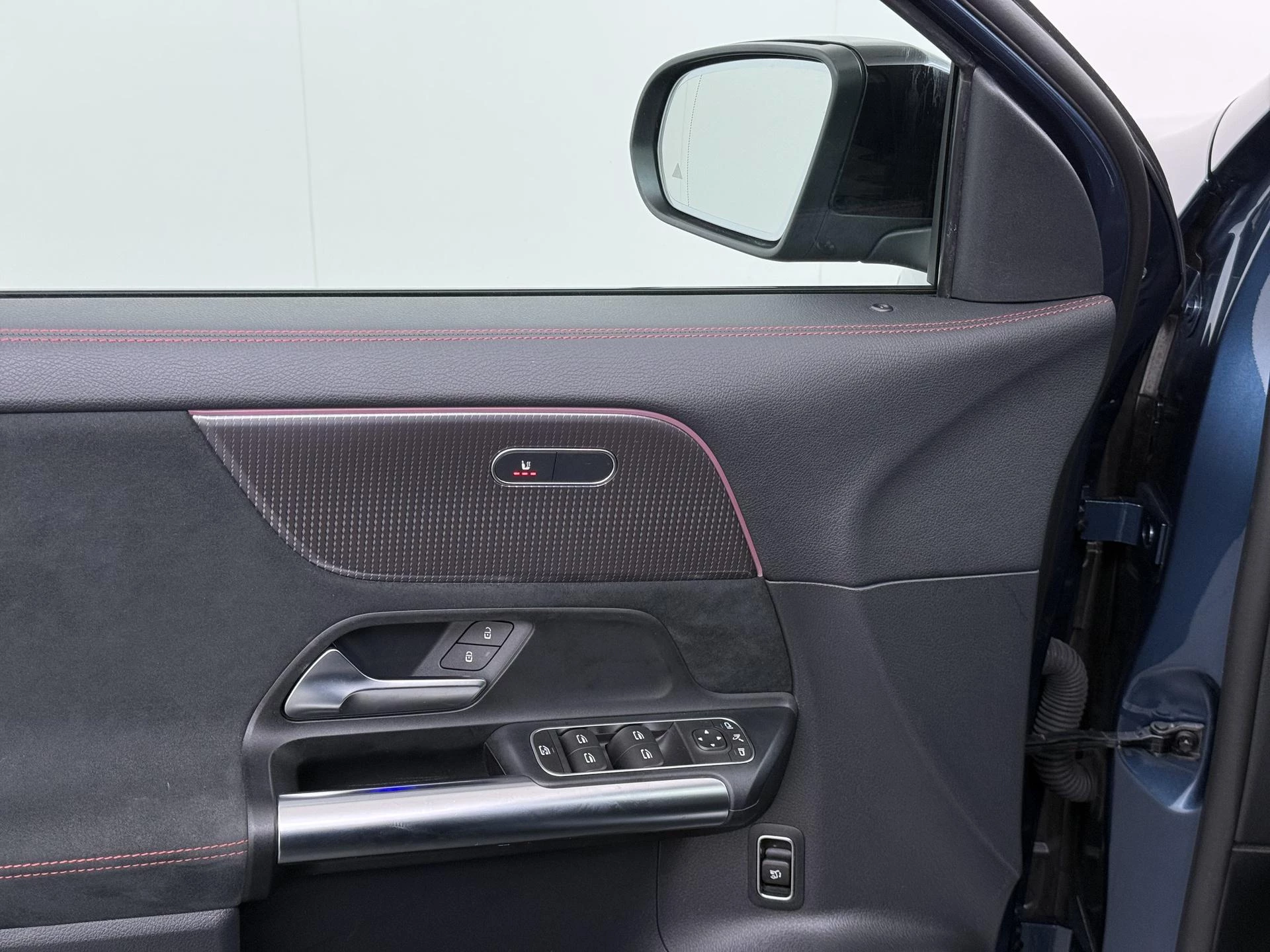 Hoofdafbeelding Mercedes-Benz EQA