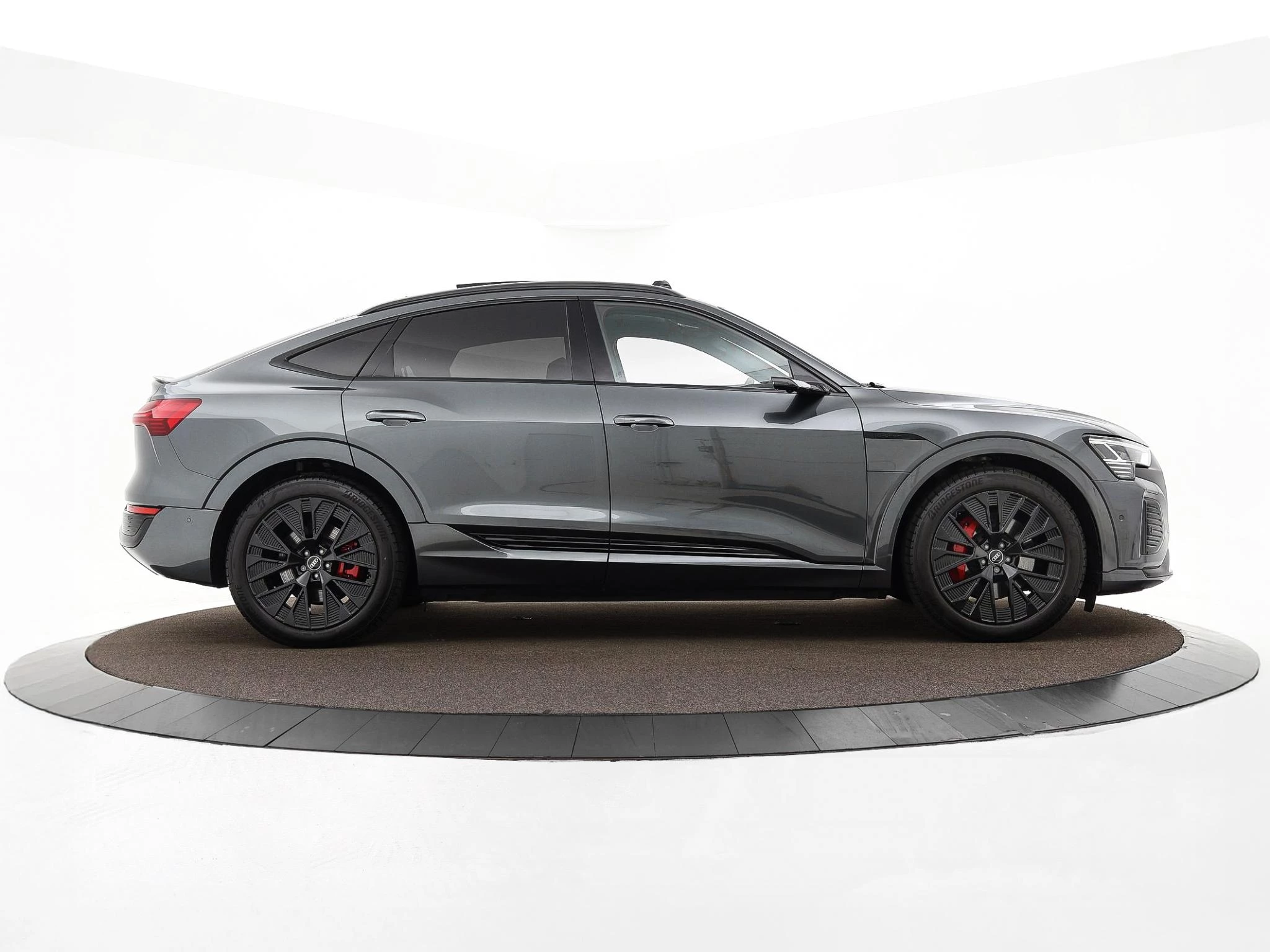 Hoofdafbeelding Audi Q8 Sportback e-tron