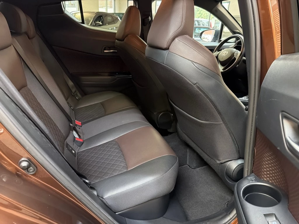 Hoofdafbeelding Toyota C-HR